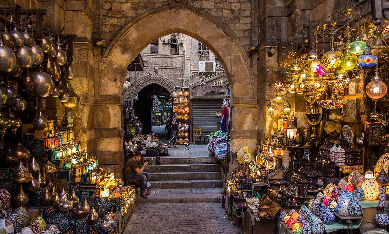 Cairo — Hassle, Baksheesh and How to Say No